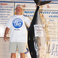 1st Place Tuna Winner | Photo by <a href="http://www.mgcbcphotos.com/alariclambert/alaricLambert/Home.html" target="_blank"> Alaric Lambert</a>