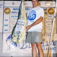 2nd Place Dolphin Winner | Photo by <a href="http://www.mgcbcphotos.com/alariclambert/alaricLambert/Home.html" target="_blank"> Alaric Lambert</a>